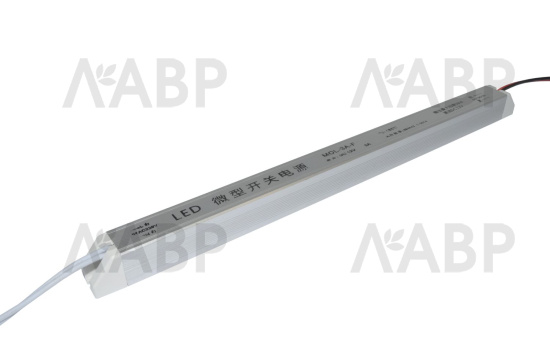 Блок питания для светодиодных лент и светильников тонкий 36Вт, 220-240/12В / 33170 / оптом и в розницу / мебельная фурнитура "ЛАВР"