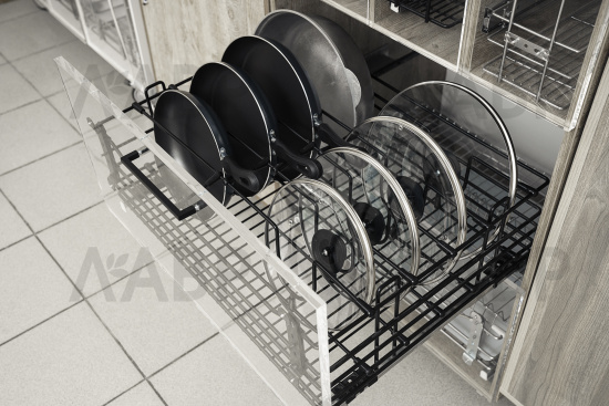 корзина выкатная в нижнюю базу 600мм для сковородок и крышек, с направляющими, черный / 25499 / оптом и в розницу / мебельная фурнитура "ЛАВР"