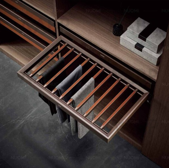 Nuomi/выдвижная брючница Ralphie 764*469*65mm, серый / 6110480 / 86021 / оптом и в розницу / мебельная фурнитура "ЛАВР"