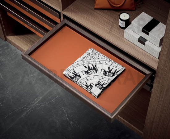 Nuomi/выдвижная полка для аксессуаров без делителей кожаная Ralphie 564*469*65mm, серый / 6110560 / 86024 / оптом и в розницу / мебельная фурнитура "ЛАВР"