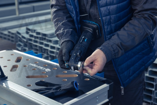 HOEGERT складной верстак 845*598*735-885мм/HT7G541 / 58346 / оптом и в розницу / мебельная фурнитура "ЛАВР"