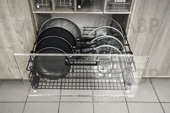 корзина выкатная в нижнюю базу 600мм для сковородок и крышек, с направляющими, черный / 25499 / оптом и в розницу / мебельная фурнитура "ЛАВР"