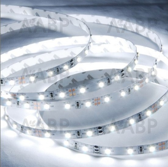 Лента светодиодная SMD2835 (120 диодов на метр) 12В 9,6Вт/м холодный белый, катушка 5м / 33085-1 / оптом и в розницу / мебельная фурнитура "ЛАВР"